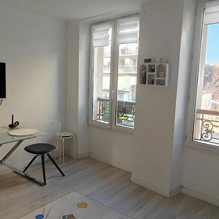Paisible Appartamento Clichy
